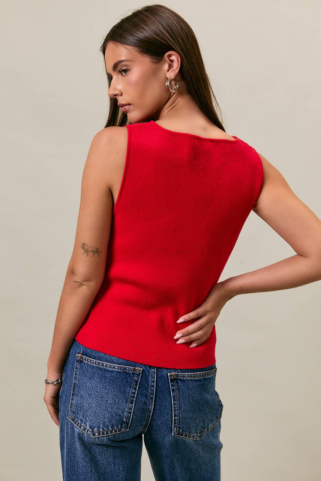 BOAT NECK BUTTON DOWN SLEEVELESS SWEATER TOP