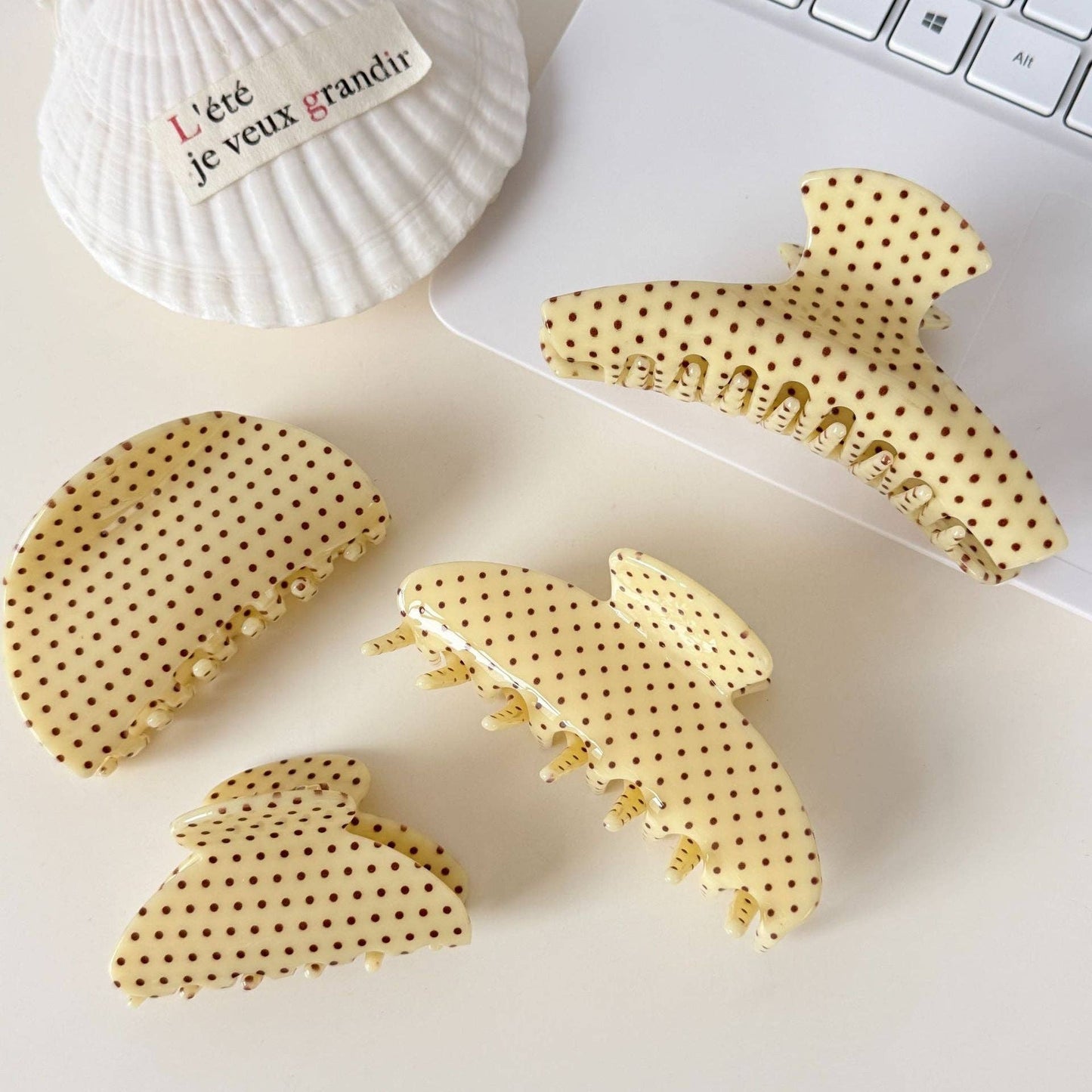 Vintage Polka Dots Acetate Hair Claws 8AS6HCP10