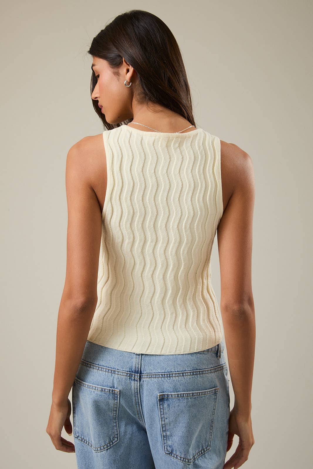 BOAT NECK SLEEVELESS STRUCTURED SWEATER TOP
