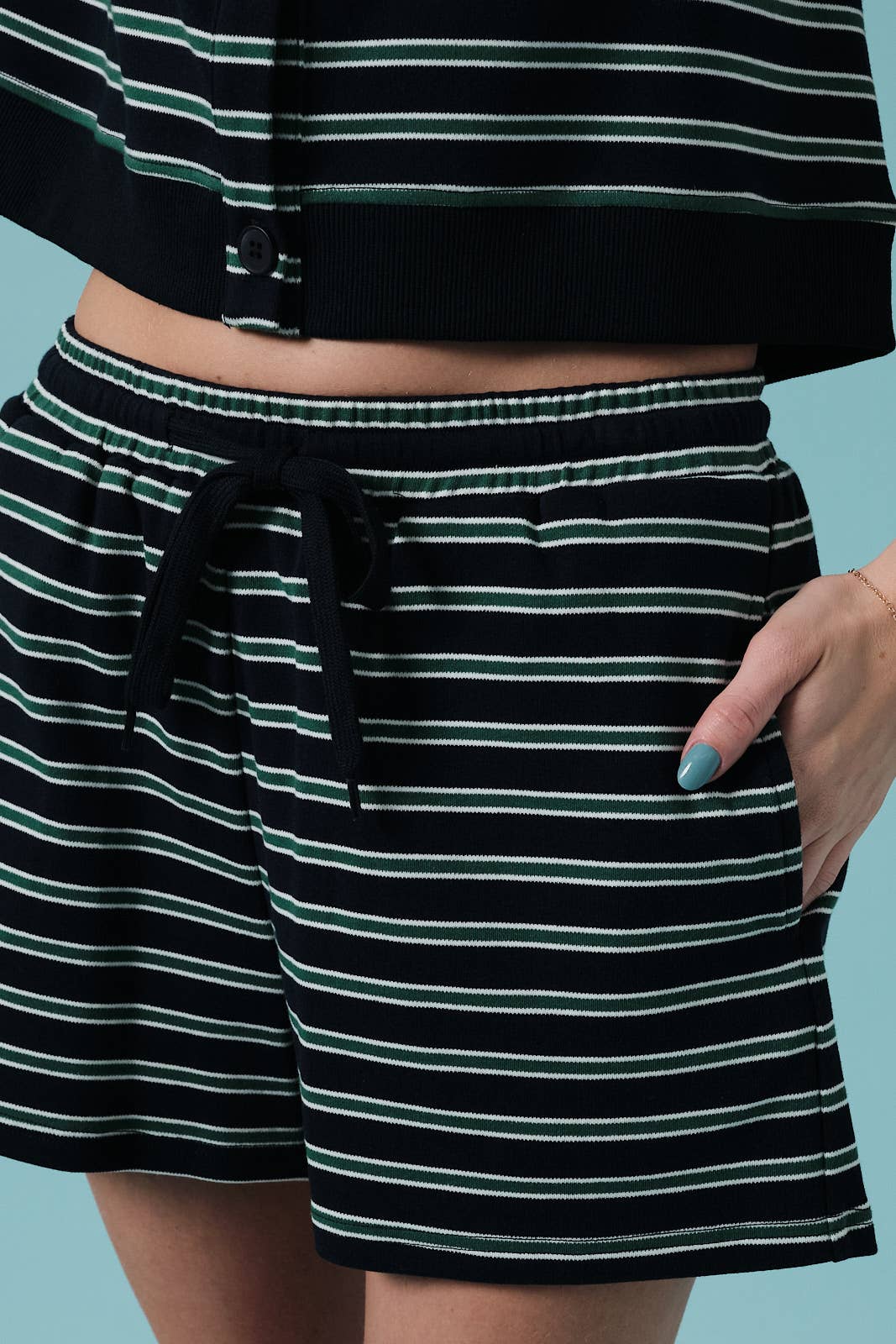 MULTI STRIPE KNIT SHORTS