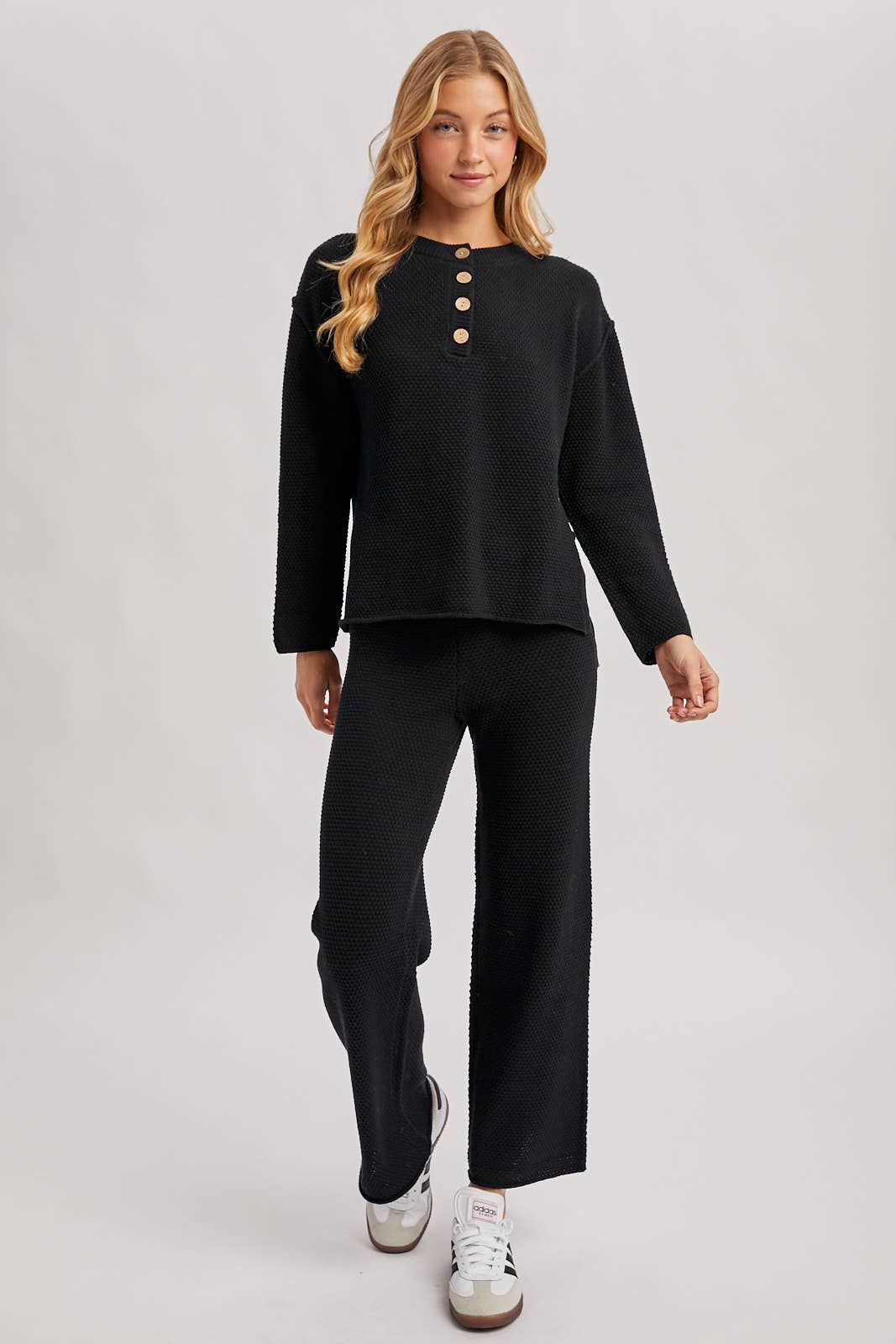 TEXTURED KNIT TOP & PANTS SET
